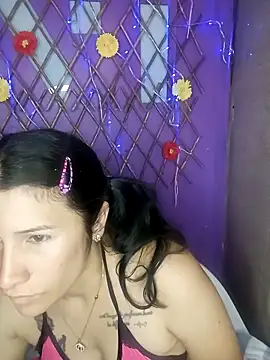 Snapshot of karinnahotdirty chatting on September 11, 2025, 7:47 pm karinnahotdirty online show from September 11, 2025, 7:47 pm