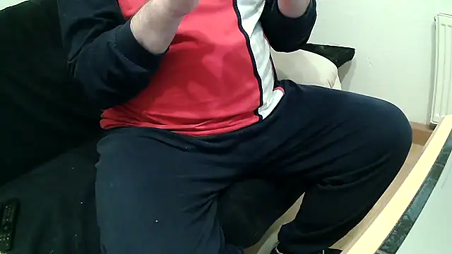 Snapshot of Lavastrom3 chatting on December 14, 2025, 3:28 pm Lavastrom3 online show from December 14, 2025, 3:28 pm