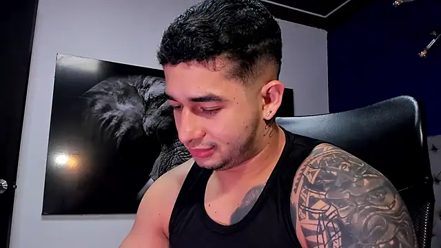 king falconer online show from December 16, 2025, 12:48 am