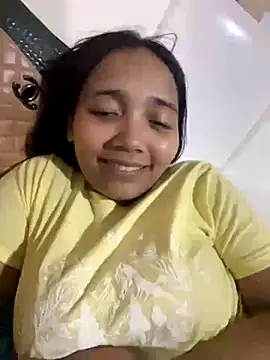 effie castroo online show from November 1, 2025, 4:25 am