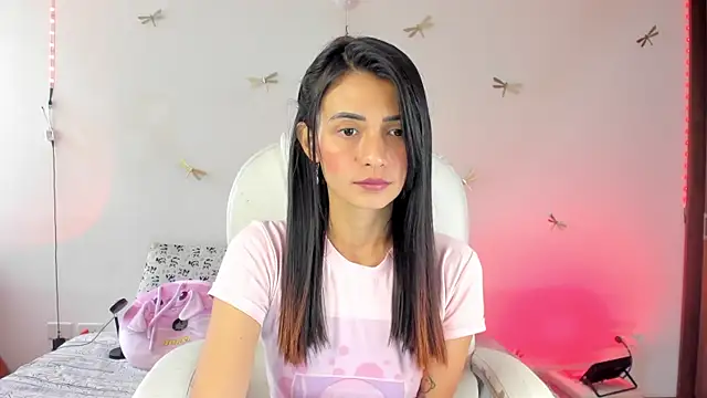 princessluna 19 online show from October 13, 2025, 7:25 pm