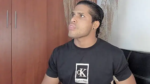 Evansdark1 online show from October 16, 2025, 12:22 am