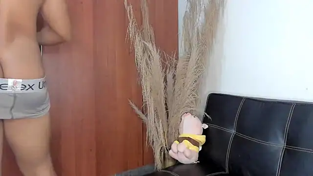 Evansdark1 online show from November 21, 2025, 11:03 pm