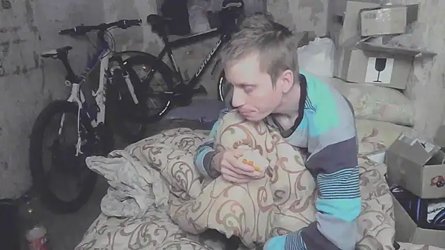 makarov1993 online show from October 2, 2025, 5:20 pm