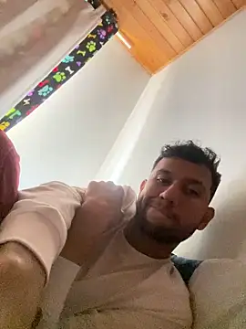 Snapshot of Michaell_Spinelly chatting on September 17, 2025, 5:03 pm Michaell Spinelly online show from September 17, 2025, 5:03 pm