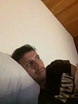 Snapshot of Michaell_Spinelly chatting on September 26, 2025, 3:54 am Michaell Spinelly online show from September 26, 2025, 3:54 am