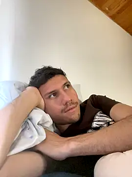 Snapshot of Michaell_Spinelly chatting on September 26, 2025, 6:56 pm Michaell Spinelly online show from September 26, 2025, 6:56 pm