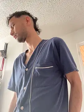 Snapshot of Michaell_Spinelly chatting on October 2, 2025, 2:02 pm Michaell Spinelly online show from October 2, 2025, 2:02 pm