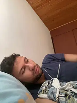 Snapshot of Michaell_Spinelly chatting on November 1, 2025, 1:13 pm Michaell Spinelly online show from November 1, 2025, 1:13 pm