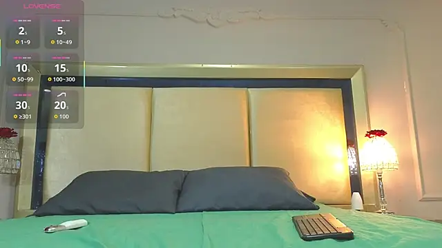 Snapshot of CharlesBrown_ chatting on September 27, 2025, 2:00 pm CharlesBrown online show from September 27, 2025, 2:00 pm