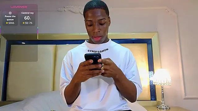 Snapshot of CharlesBrown_ chatting on November 26, 2025, 1:23 pm CharlesBrown online show from November 26, 2025, 1:23 pm