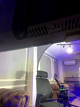 Snapshot of CharlesBrown_ chatting on December 15, 2025, 11:36 am CharlesBrown online show from December 15, 2025, 11:36 am