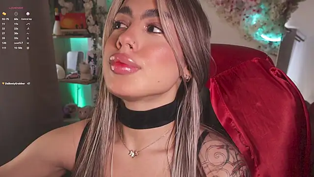 Snapshot of Miila_snow chatting on September 9, 2025, 2:16 pm Miila snow online show from September 9, 2025, 2:16 pm