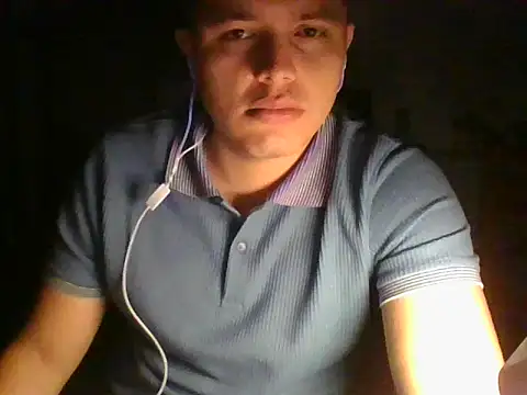 Snapshot of Haustin202 chatting on October 26, 2025, 10:47 pm Haustin202 online show from October 26, 2025, 10:47 pm