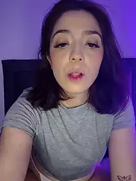 summi10 online show from September 17, 2025, 10:55 pm