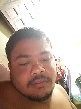 Snapshot of CatchingBouquet chatting on October 5, 2025, 3:54 pm CatchingBouquet online show from October 5, 2025, 3:54 pm