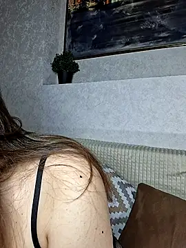 Olivia OliV online show from October 23, 2025, 12:43 am