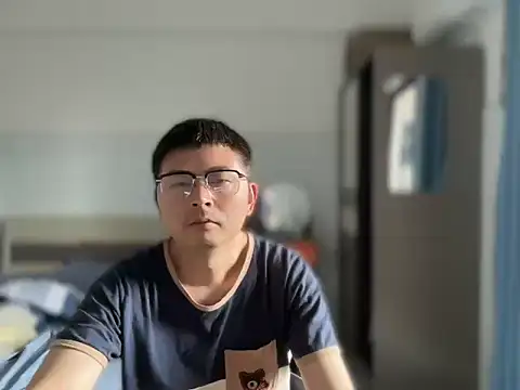 Snapshot of hardysuning chatting on November 1, 2025, 7:32 am hardysuning online show from November 1, 2025, 7:32 am