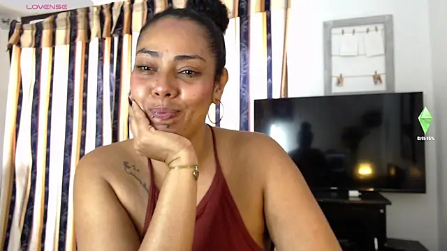 Snapshot of katherinnyazz chatting on November 11, 2025, 1:33 pm katherinnyazz online show from November 11, 2025, 1:33 pm