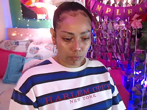 Snapshot of katherinnyazz chatting on November 13, 2025, 12:15 pm katherinnyazz online show from November 13, 2025, 12:15 pm