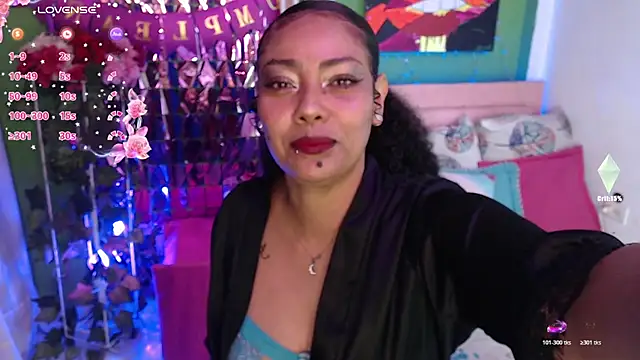 Snapshot of katherinnyazz chatting on November 15, 2025, 3:52 pm katherinnyazz online show from November 15, 2025, 3:52 pm