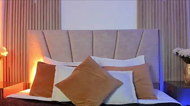 Snapshot of Victoria_Beaumont chatting on October 11, 2025, 12:15 pm Victoria Beaumont online show from October 11, 2025, 12:15 pm