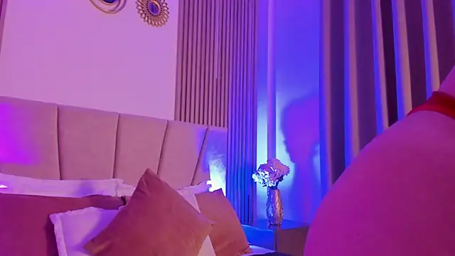 Snapshot of Victoria_Beaumont chatting on December 5, 2025, 11:52 am Victoria Beaumont online show from December 5, 2025, 11:52 am