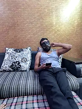 Snapshot of Iampriyaaa15 chatting on December 2, 2025, 7:03 am Iampriyaaa15 online show from December 2, 2025, 7:03 am