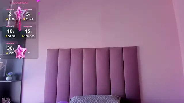 Snapshot of violet_myerrs chatting on September 26, 2025, 1:26 pm violet myerrs online show from September 26, 2025, 1:26 pm