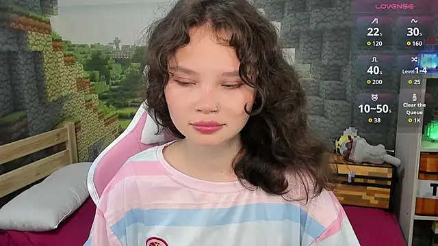 Snapshot of EmilyChaves chatting on September 10, 2025, 6:08 pm EmilyChaves online show from September 10, 2025, 6:08 pm