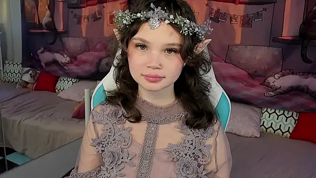 Snapshot of EmilyChaves chatting on October 30, 2025, 6:41 pm EmilyChaves online show from October 30, 2025, 6:41 pm