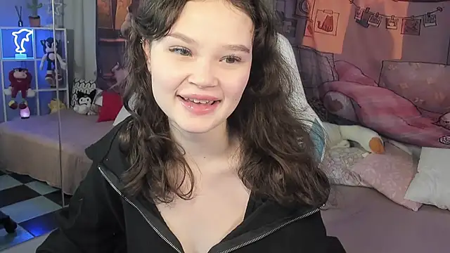 Snapshot of EmilyChaves chatting on November 25, 2025, 6:08 pm EmilyChaves online show from November 25, 2025, 6:08 pm