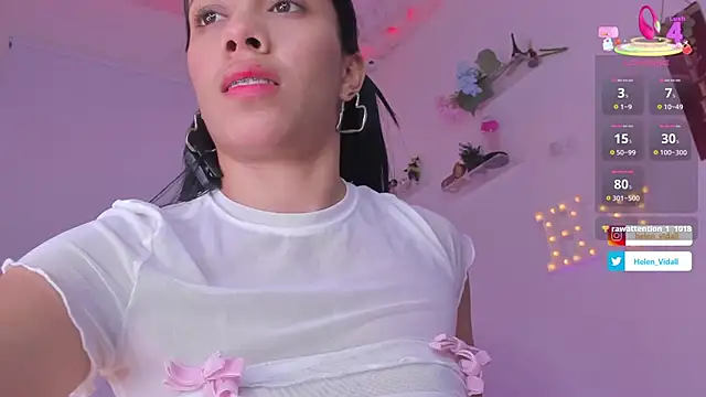 Snapshot of Helen_Vidall chatting on September 15, 2025, 3:28 am Helen Vidall online show from September 15, 2025, 3:28 am
