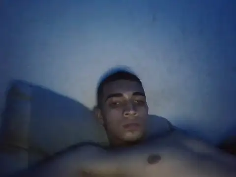 Sebas 0332 online show from November 6, 2025, 6:03 am