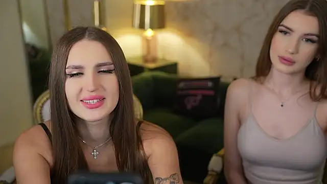 Snapshot of Goldie_Flame chatting on November 12, 2025, 7:46 pm Goldie Flame online show from November 12, 2025, 7:46 pm