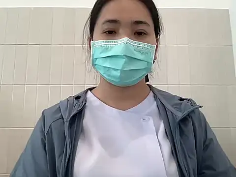 Snapshot of mini_unicorn chatting on December 1, 2025, 6:29 am mini unicorn online show from December 1, 2025, 6:29 am