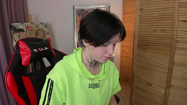 ayakskalermonss online show from October 16, 2025, 8:15 am