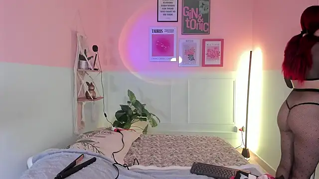 Snapshot of Camila_Rivers chatting on October 28, 2025, 12:09 pm Camila Rivers online show from October 28, 2025, 12:09 pm