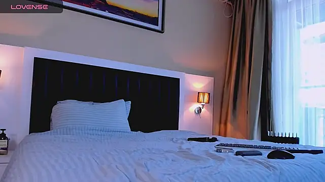 marrenaa online show from November 6, 2025, 8:04 am