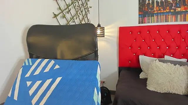 Snapshot of carolinacrus01 chatting on October 21, 2025, 2:18 pm carolinacrus01 online show from October 21, 2025, 2:18 pm