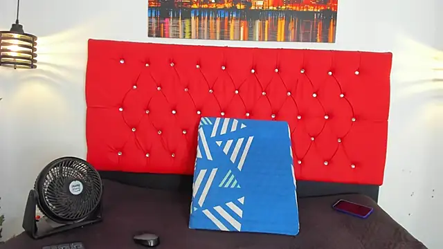 Snapshot of carolinacrus01 chatting on November 9, 2025, 3:21 pm carolinacrus01 online show from November 9, 2025, 3:21 pm