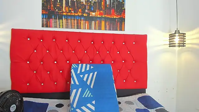 Snapshot of carolinacrus01 chatting on November 26, 2025, 2:40 pm carolinacrus01 online show from November 26, 2025, 2:40 pm