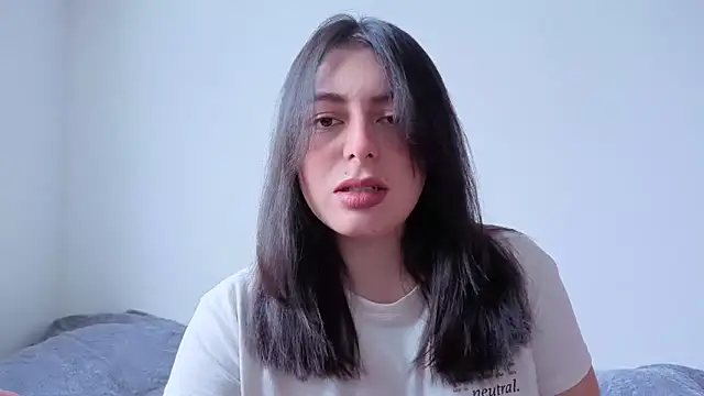 MiaKimky online show from October 22, 2025, 4:40 pm