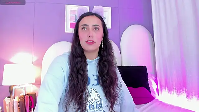 Snapshot of my_aleja_ chatting on October 22, 2025, 3:23 pm my aleja online show from October 22, 2025, 3:23 pm