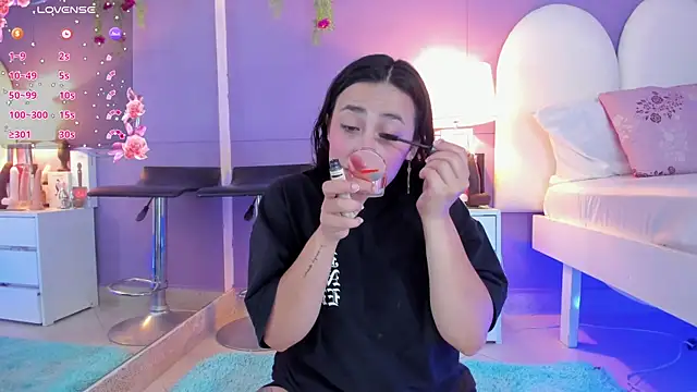 Snapshot of my_aleja_ chatting on October 29, 2025, 1:02 pm my aleja online show from October 29, 2025, 1:02 pm