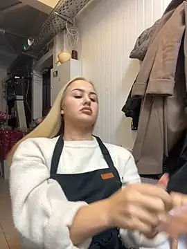 CandyVice online show from September 24, 2025, 4:54 pm