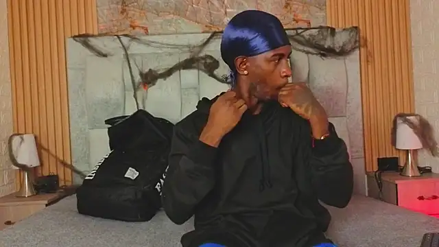 Snapshot of pipedark_ chatting on October 17, 2025, 3:42 am pipedark online show from October 17, 2025, 3:42 am