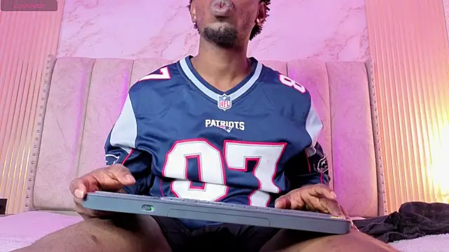 Snapshot of pipedark_ chatting on November 16, 2025, 1:17 pm pipedark online show from November 16, 2025, 1:17 pm