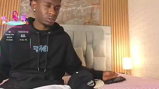 Snapshot of pipedark_ chatting on December 4, 2025, 3:38 am pipedark online show from December 4, 2025, 3:38 am