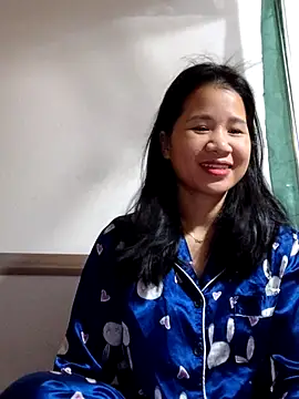 Maria2299 online show from October 25, 2025, 4:13 pm